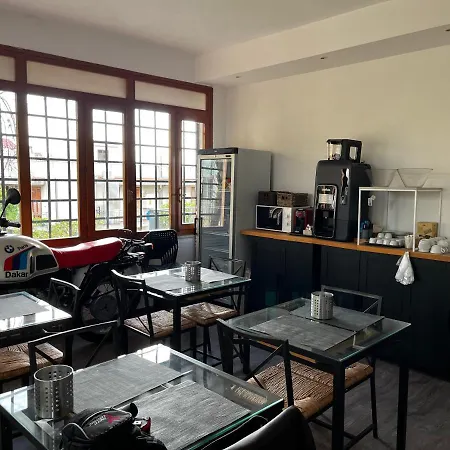 Bmb Bed Motor Bike Couette-café